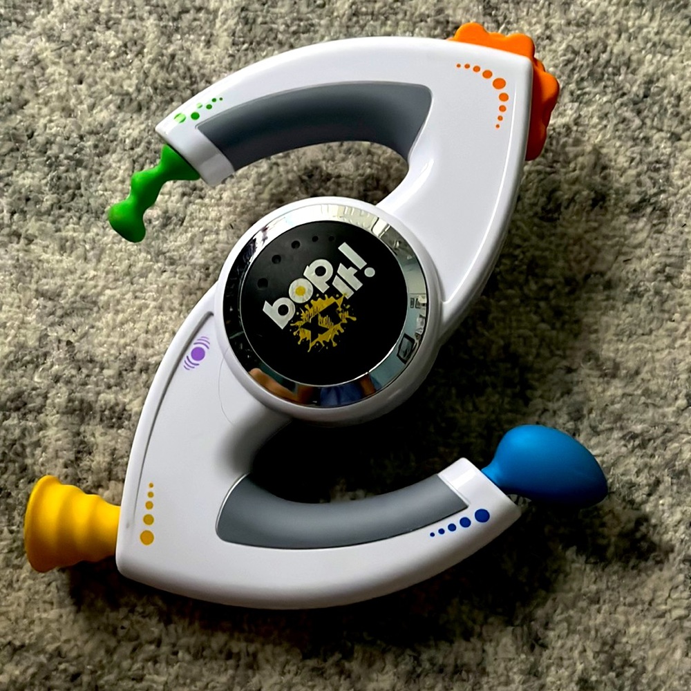 Bop it